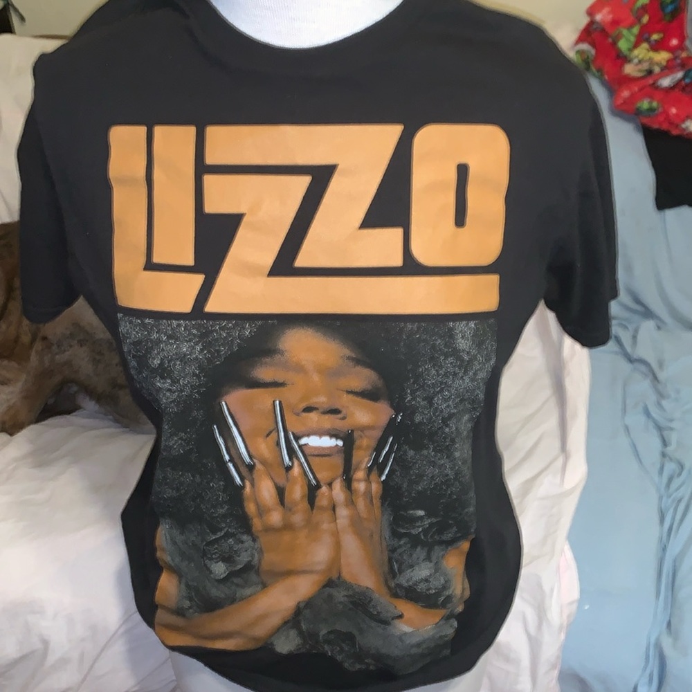 LIZZO UNISEX ADULT GRAPHIC T SHIRT OFFICIAL ITEM